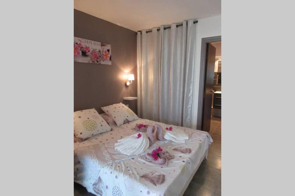 Carpediem Apartment Saint-Francois  Ngoại thất bức ảnh